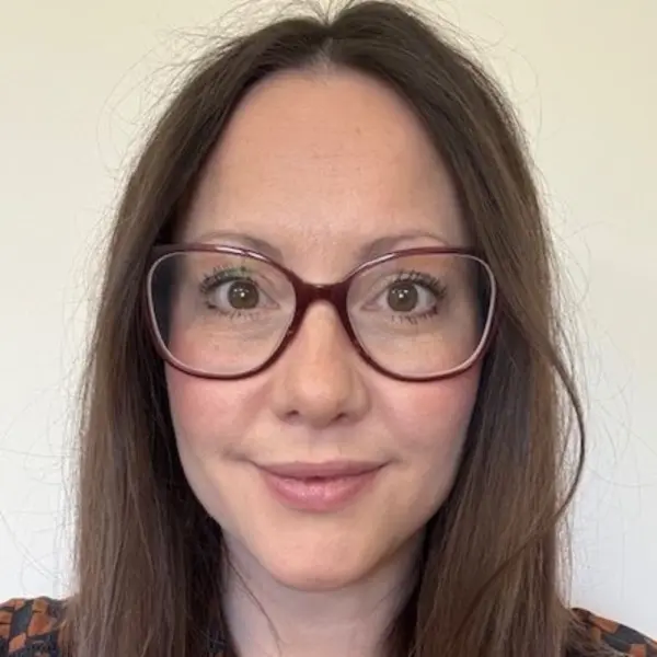 Dr Jackie Ingram